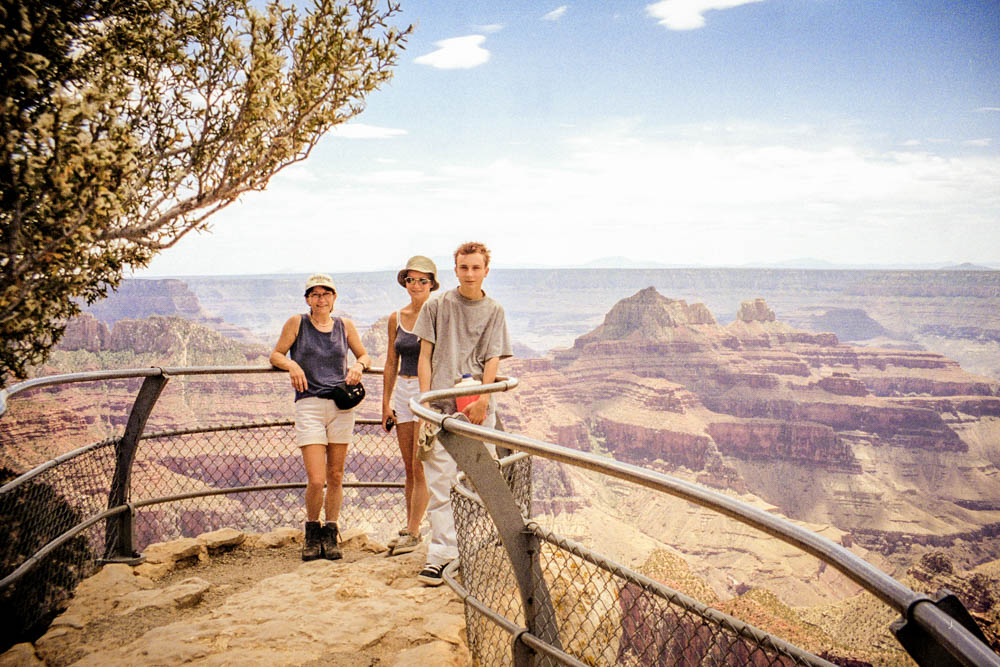 Le Grand Canyon - Bright Angel Point