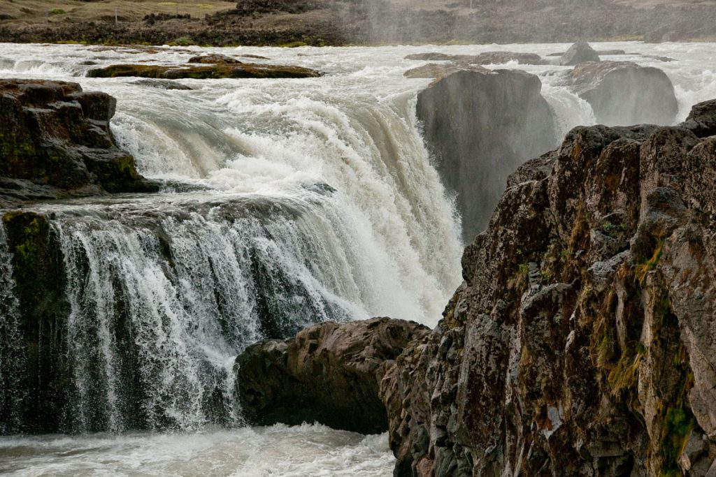La cascade Hrafnabjargarfoss